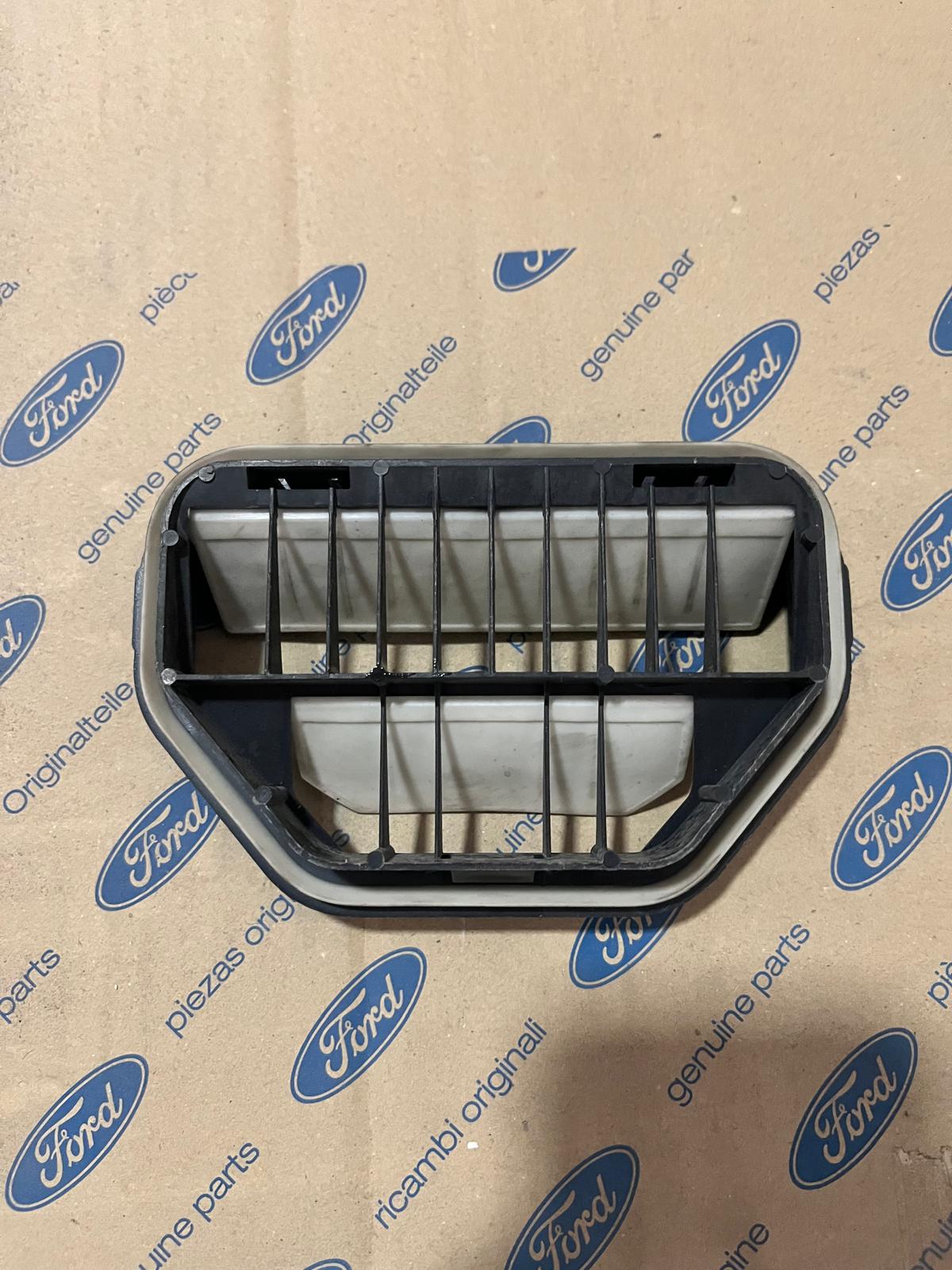 2U5A B280B63 BA ÇAMURLUK HAVALANDIRMASI FİESTA/CONNECT/V347 