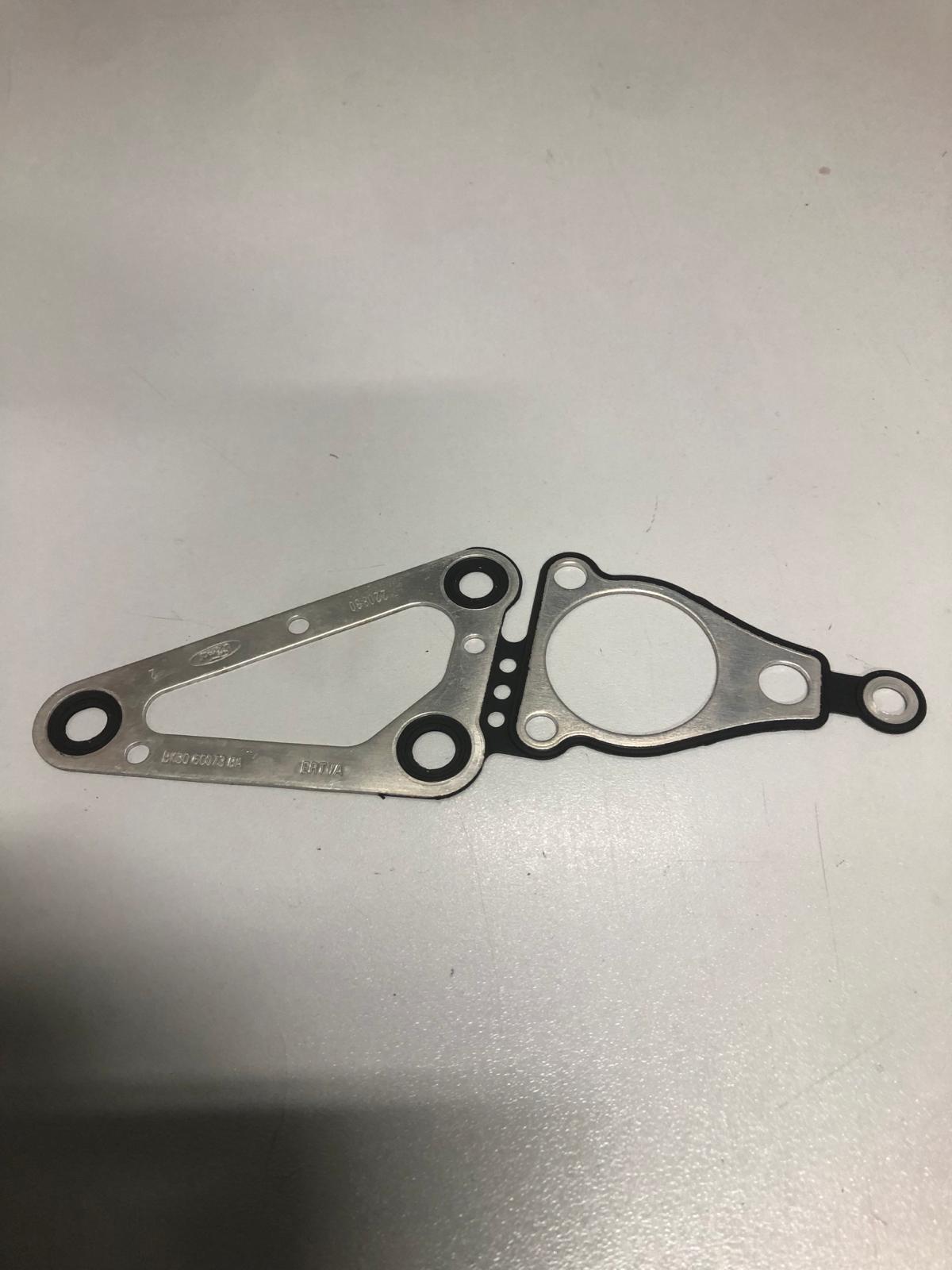 BK3Q 6C073 BA EKSANTRİK ÖN KAPAK ÜÇGEN CONTA ORJ TRANSİT 