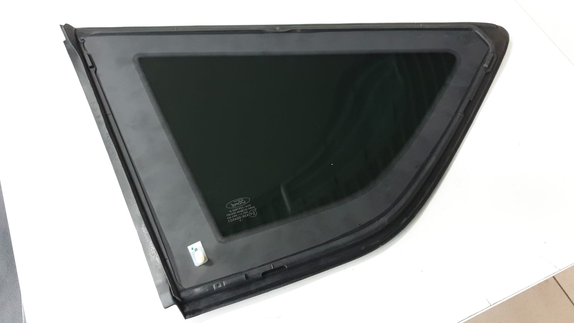 8V41 S297B00 B FORD KUGA ARKA KELEBEK CAMI