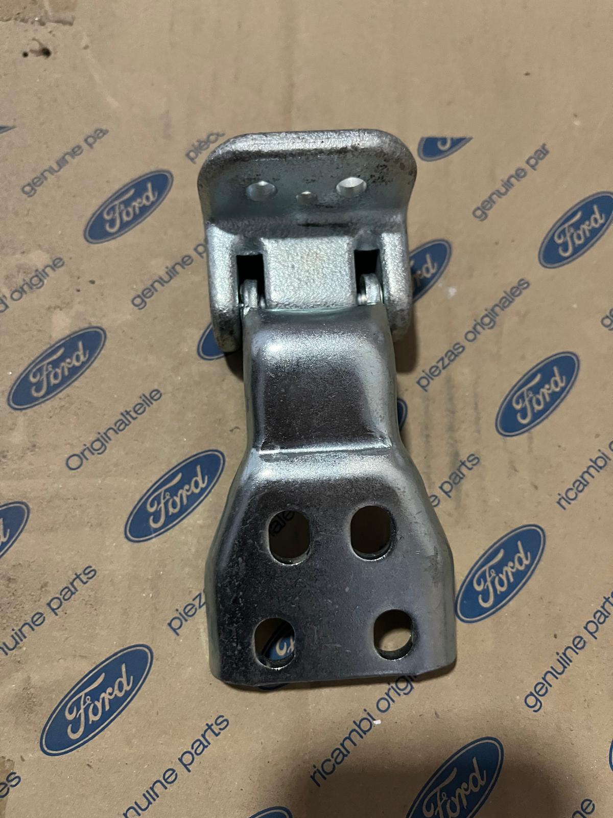 YC15 V429A15 AJ TRANSİT SOL ALT ARKA KAPI MENTEŞESİ V184/V347 